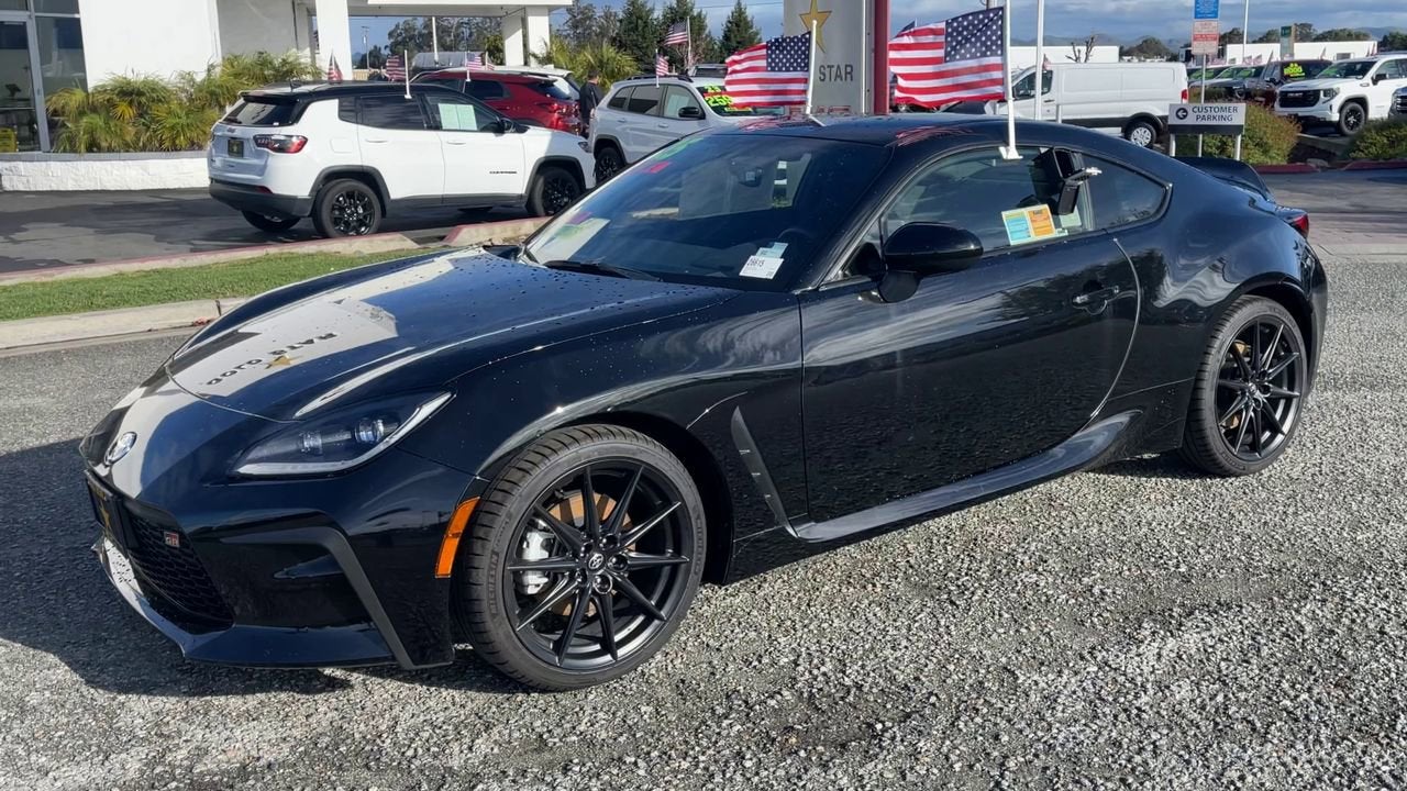 2025 Toyota GR86 Premium