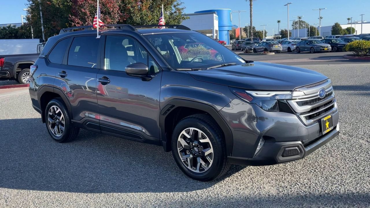 2025 Subaru Forester Premium