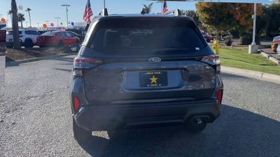 2025 Subaru Forester Premium