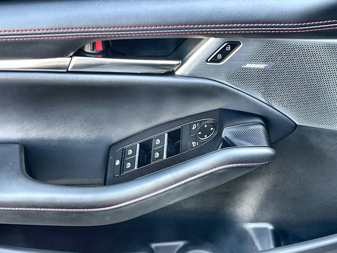 2022 Mazda Mazda3 Sedan Carbon Edition