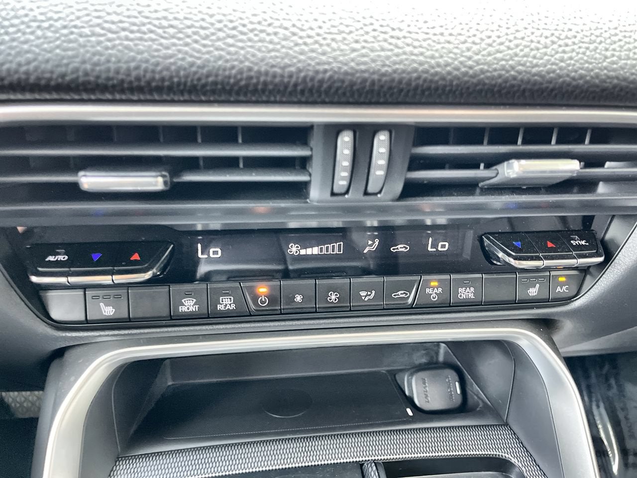 2025 Mazda Mazda CX-70 PHEV Premium Package