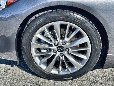 2023 INFINITI Q50 LUXE