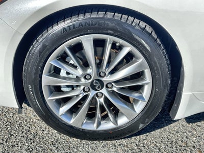 2022 INFINITI Q50 LUXE