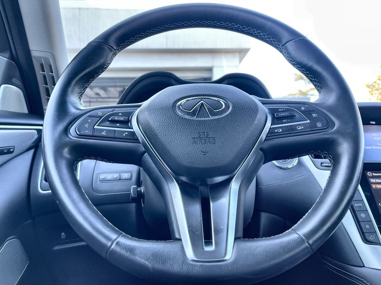 2022 INFINITI Q50 LUXE