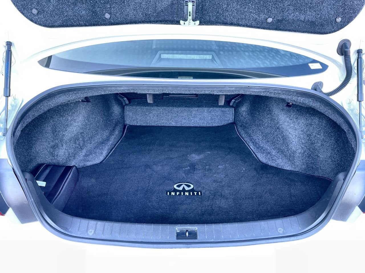 2022 INFINITI Q50 LUXE