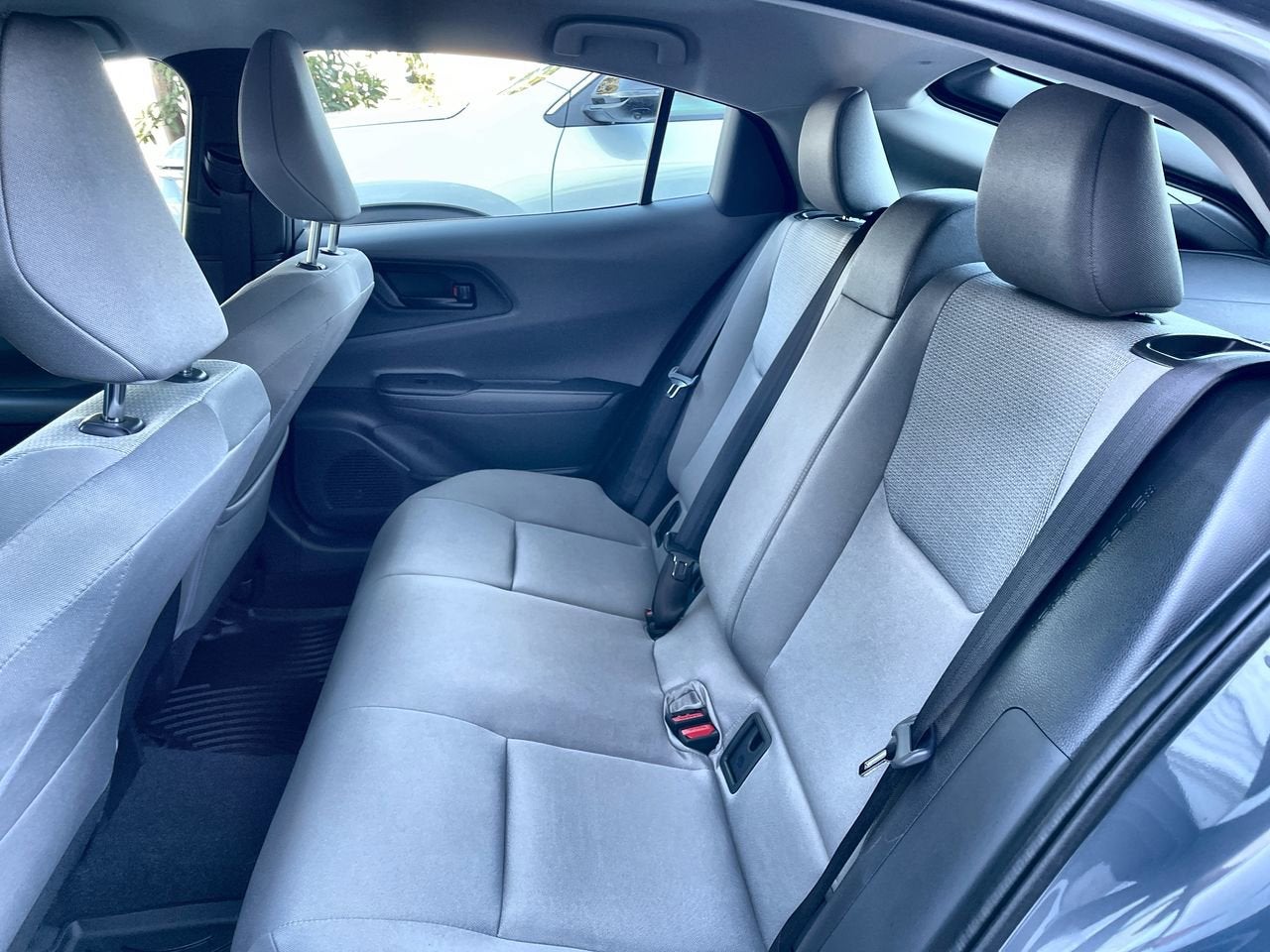 2025 Toyota Prius LE