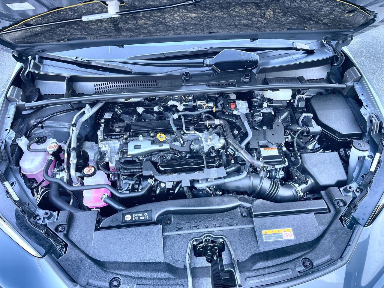 2025 Toyota Prius LE