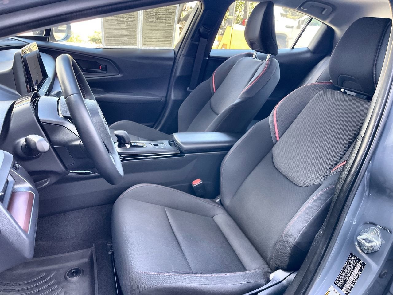 2024 Toyota Prius Prime SE