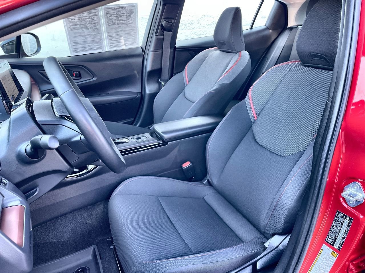2024 Toyota Prius Prime SE