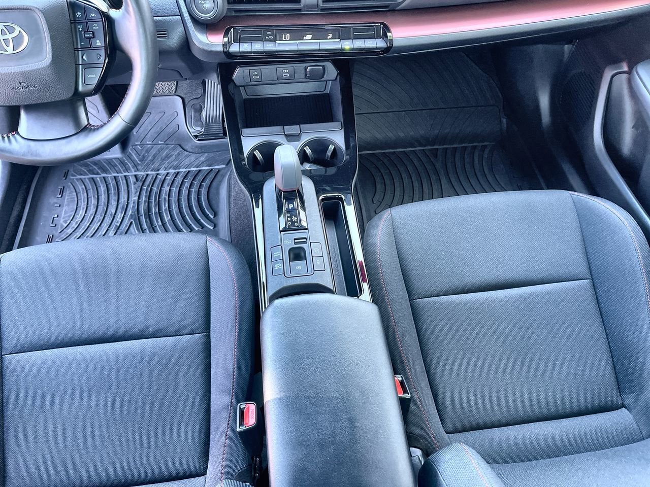 2024 Toyota Prius Prime SE