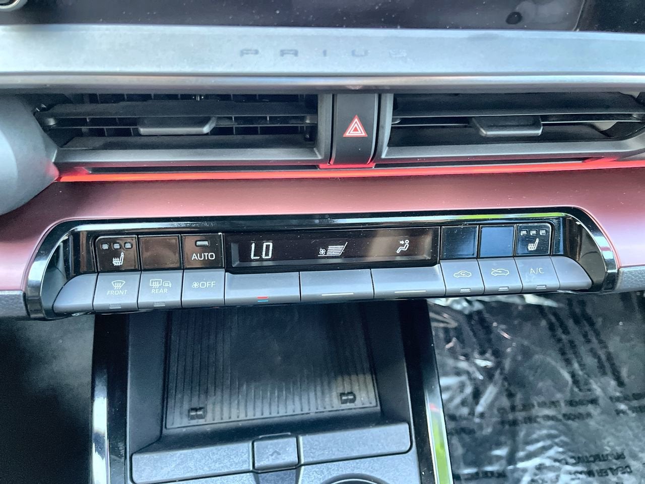 2024 Toyota Prius Prime SE