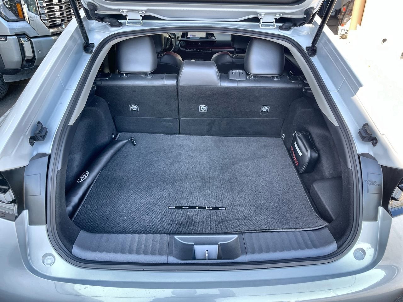 2024 Toyota Prius Prime SE