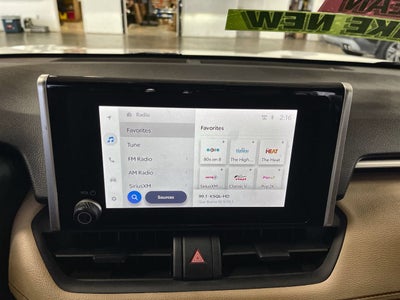 2025 Toyota RAV4 Hybrid XLE