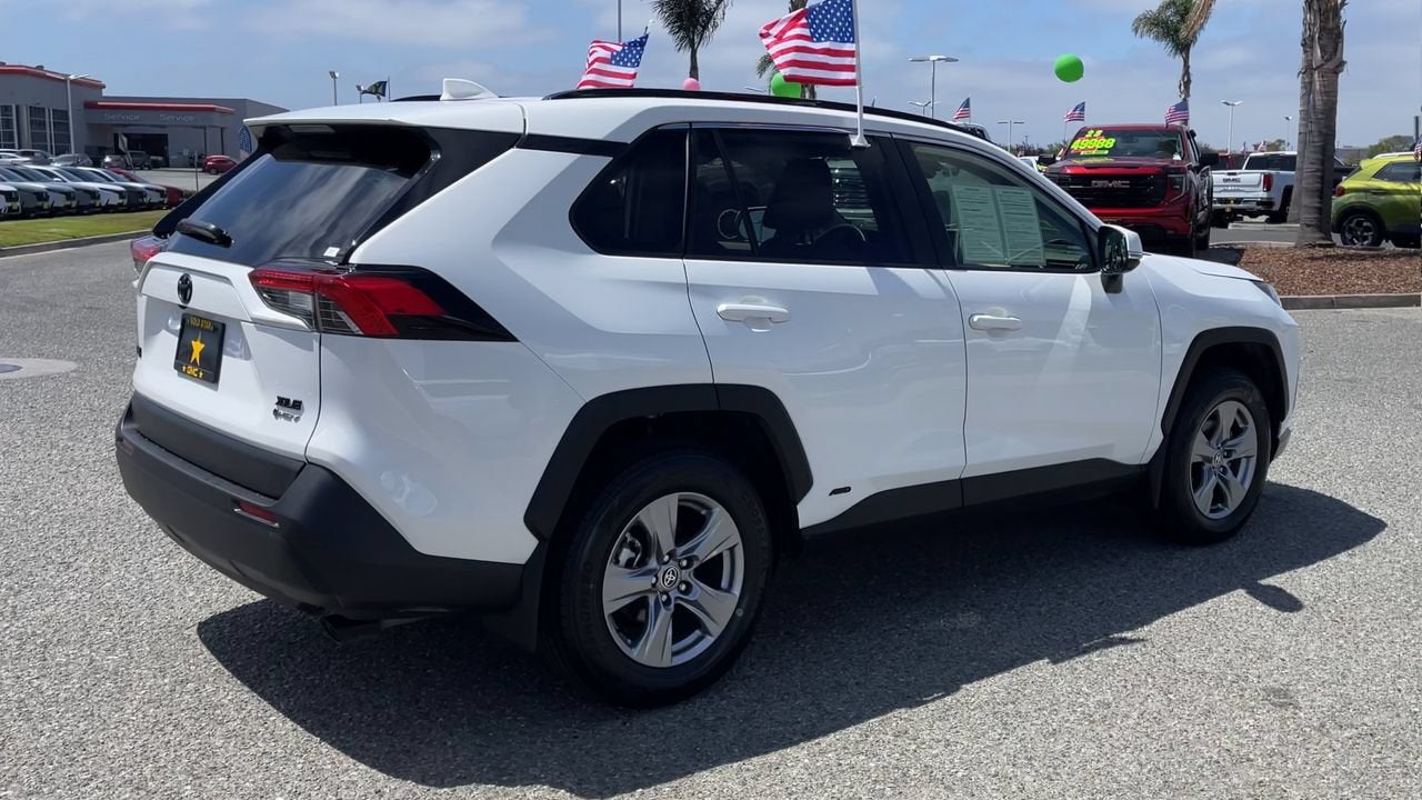 2025 Toyota RAV4 Hybrid XLE