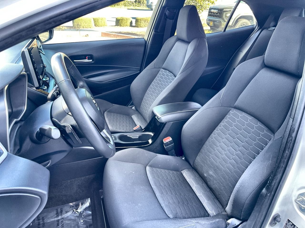 2022 Toyota Corolla Hatchback SE