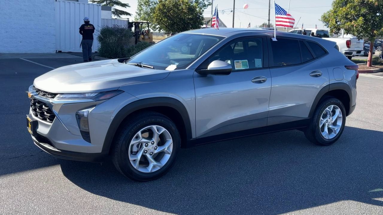 2024 Chevrolet Trax LS