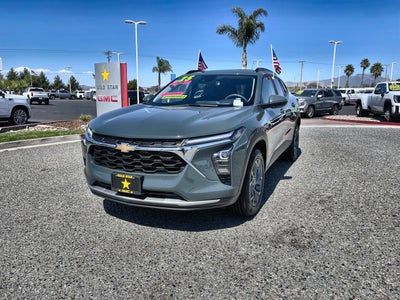 2025 Chevrolet Trax LT