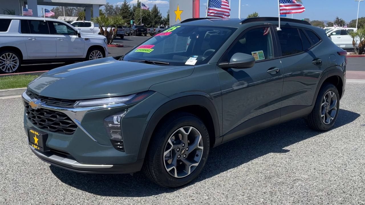2025 Chevrolet Trax LT