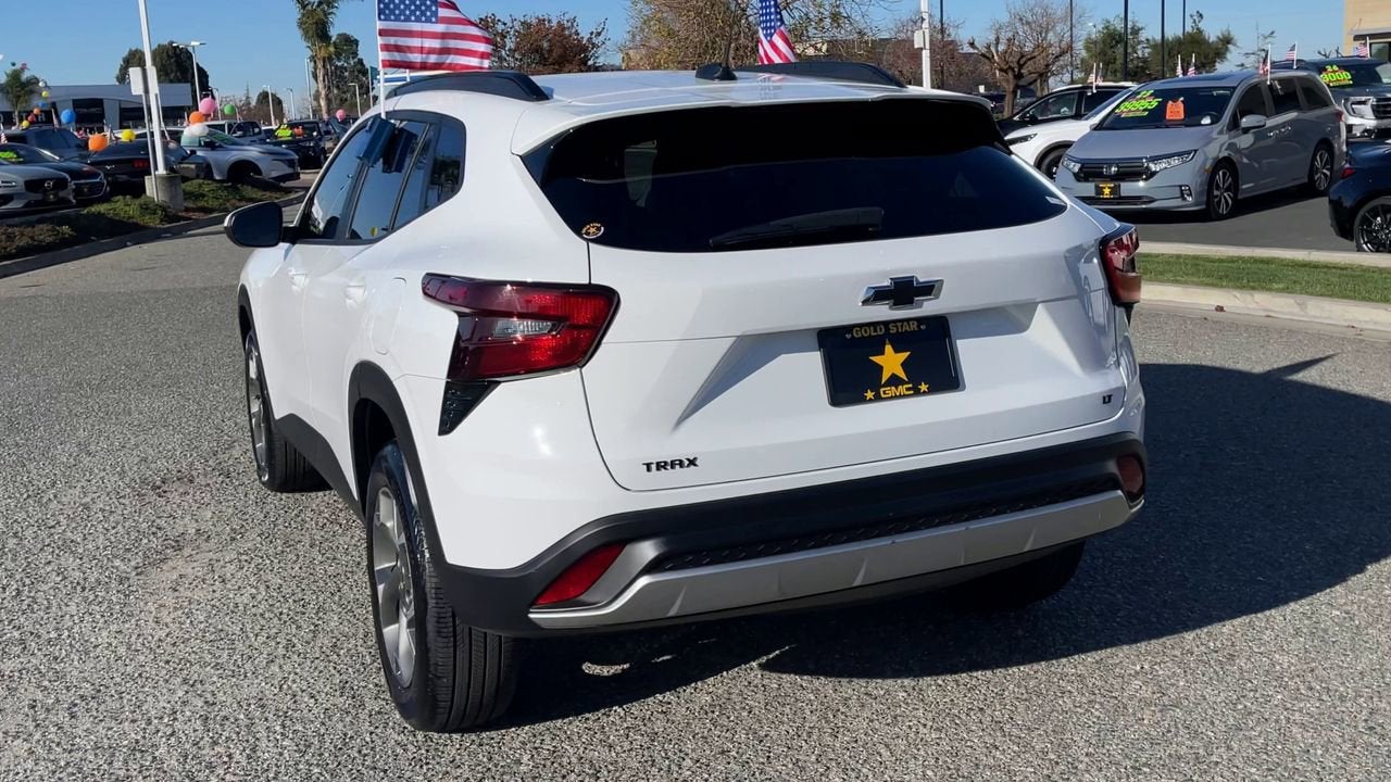 2025 Chevrolet Trax LT