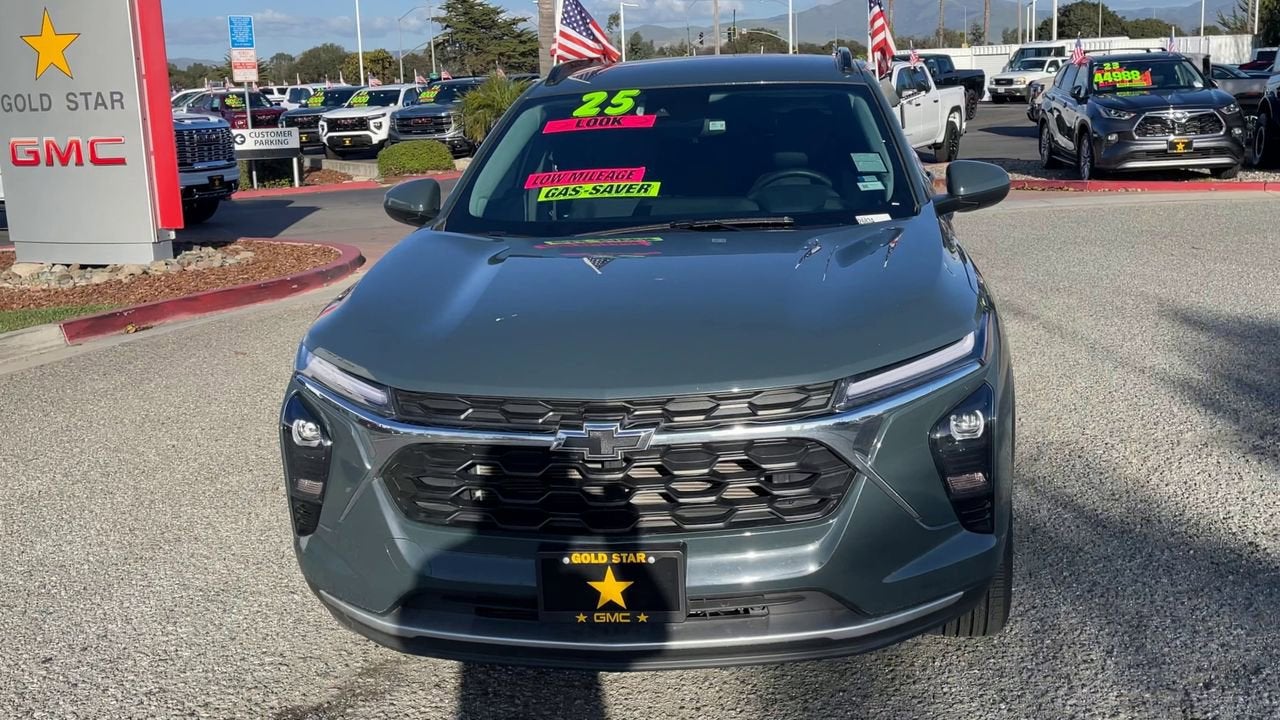 2025 Chevrolet Trax LT