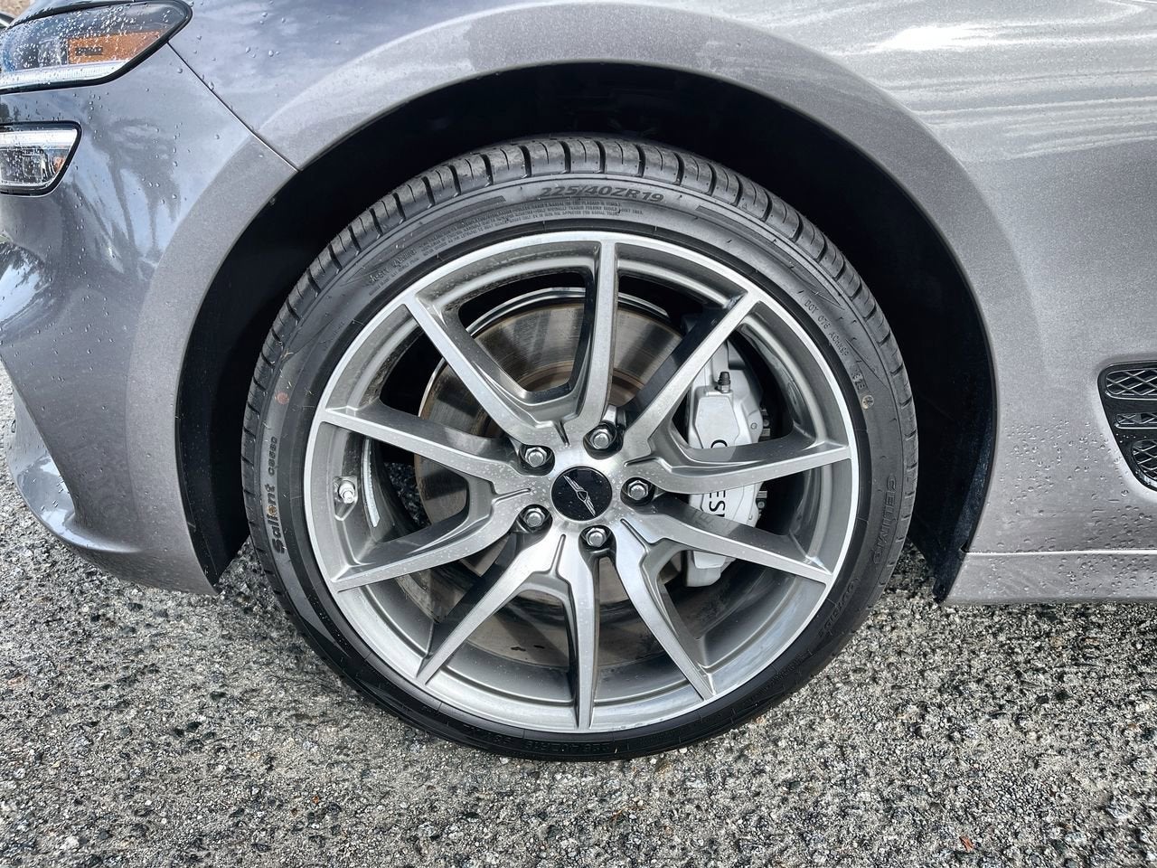 2024 Genesis G70 2.5T