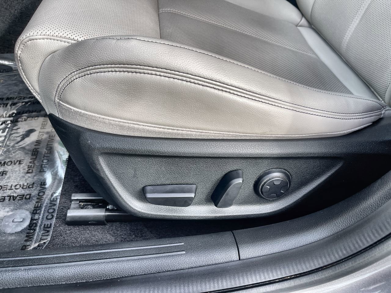 2024 Genesis G70 2.5T