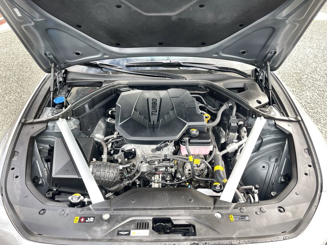 2024 Genesis G70 2.5T