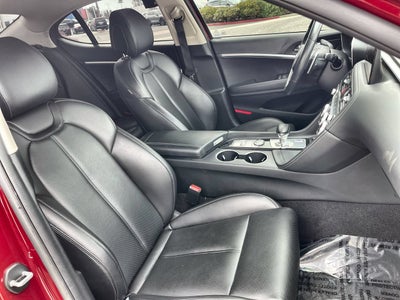 2023 Genesis G70 2.0T