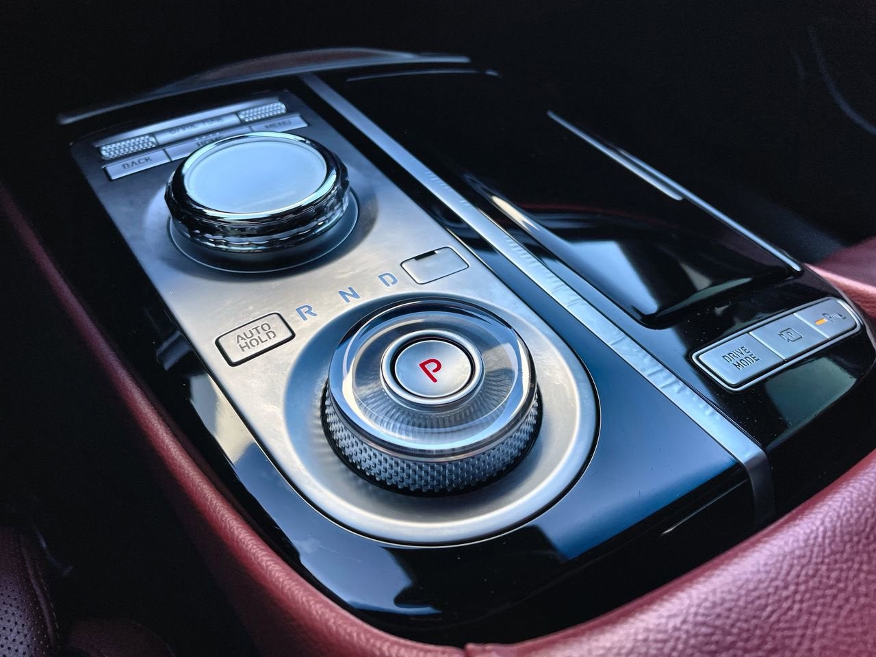 2023 Genesis G80 2.5T