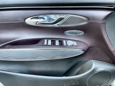 2023 Genesis GV70 2.5T