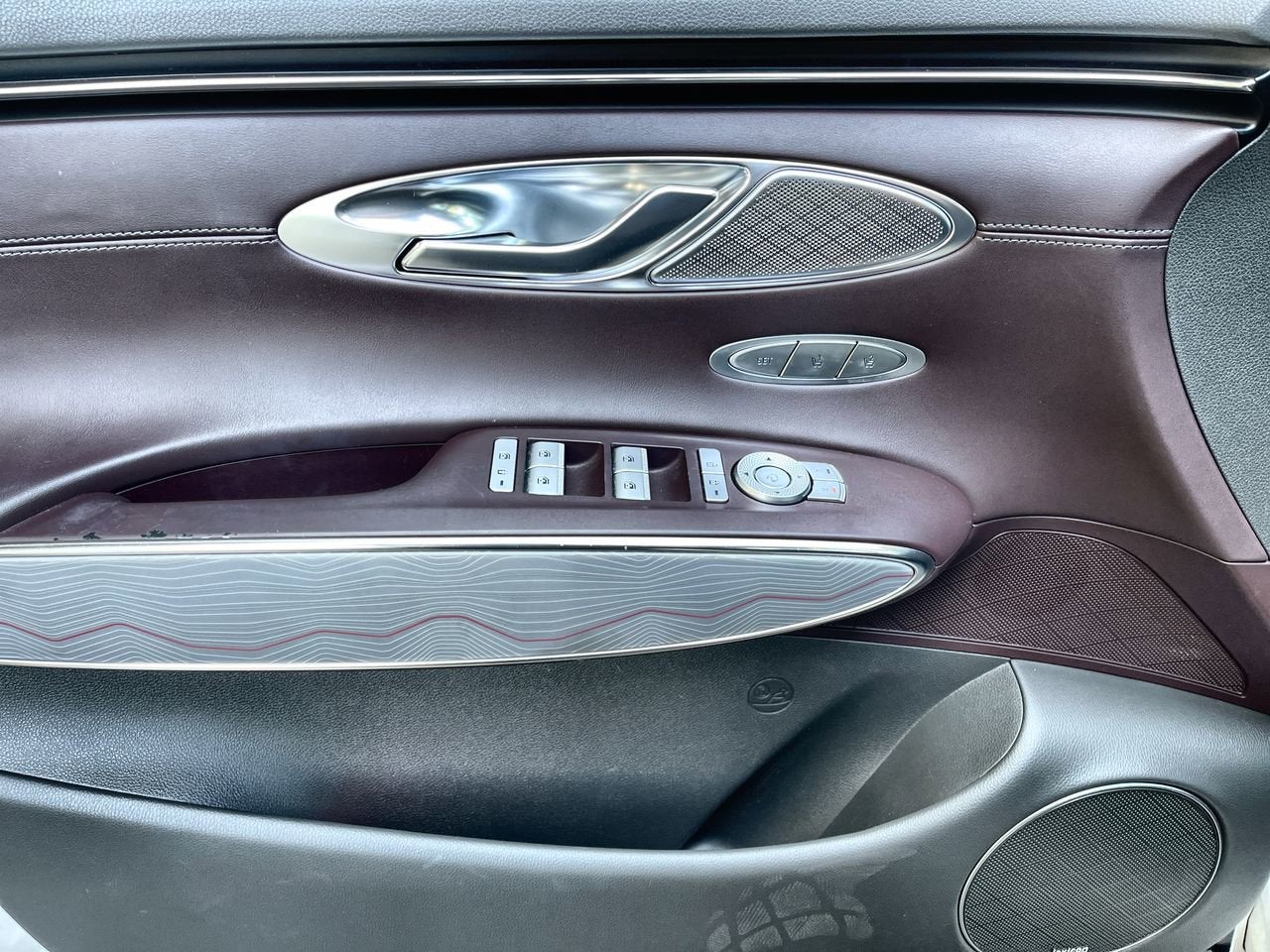 2023 Genesis GV70 2.5T