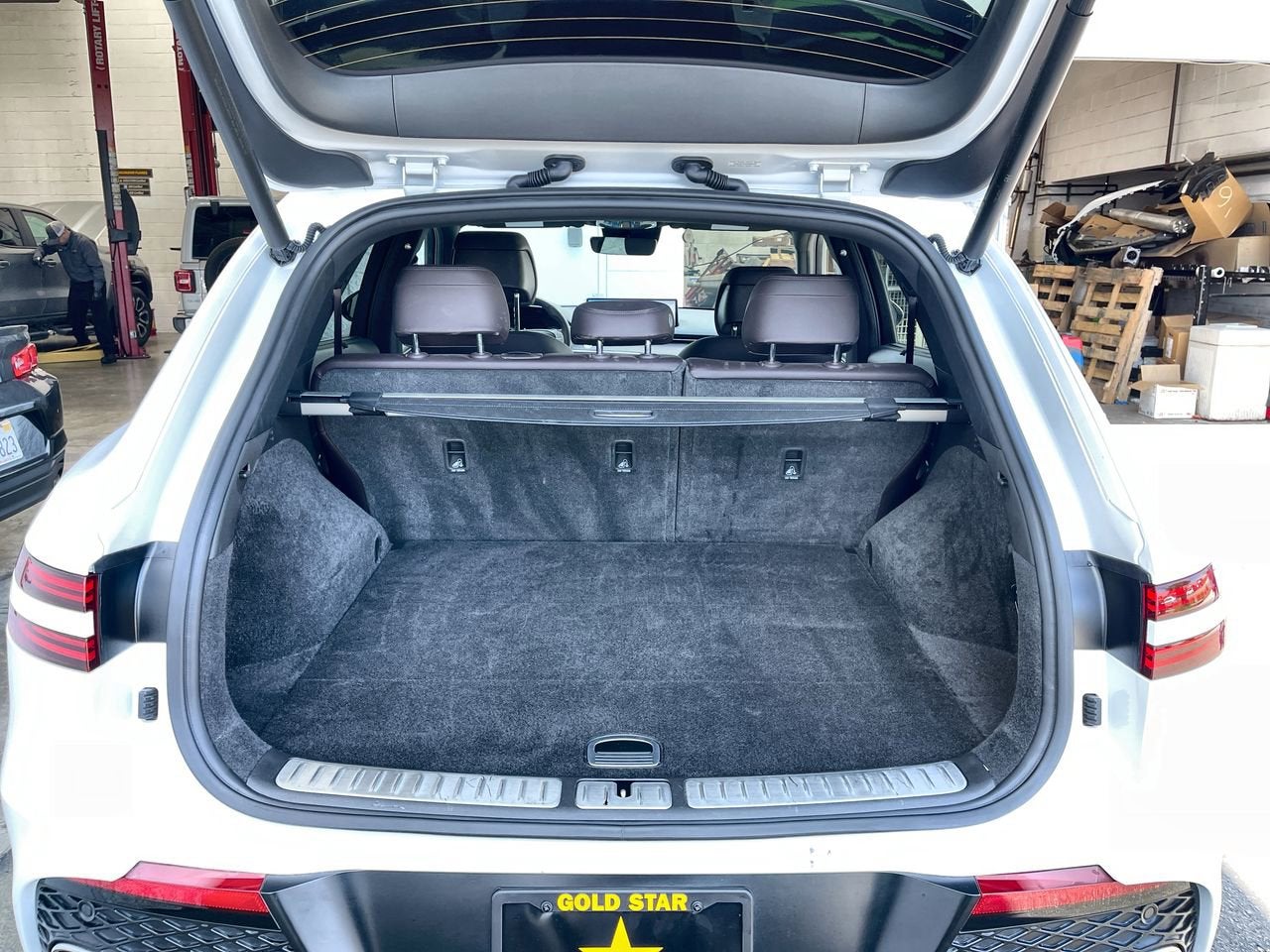 2023 Genesis GV70 2.5T