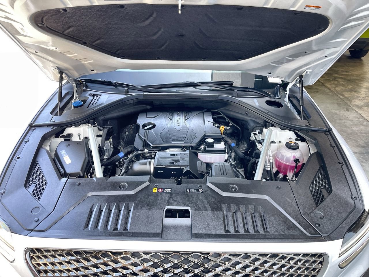 2023 Genesis GV70 2.5T