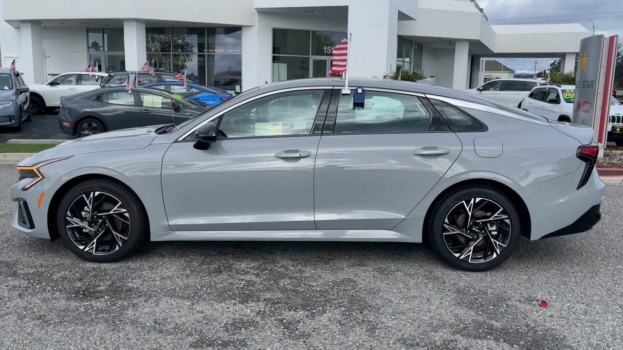 2025 Kia K5 GT-Line