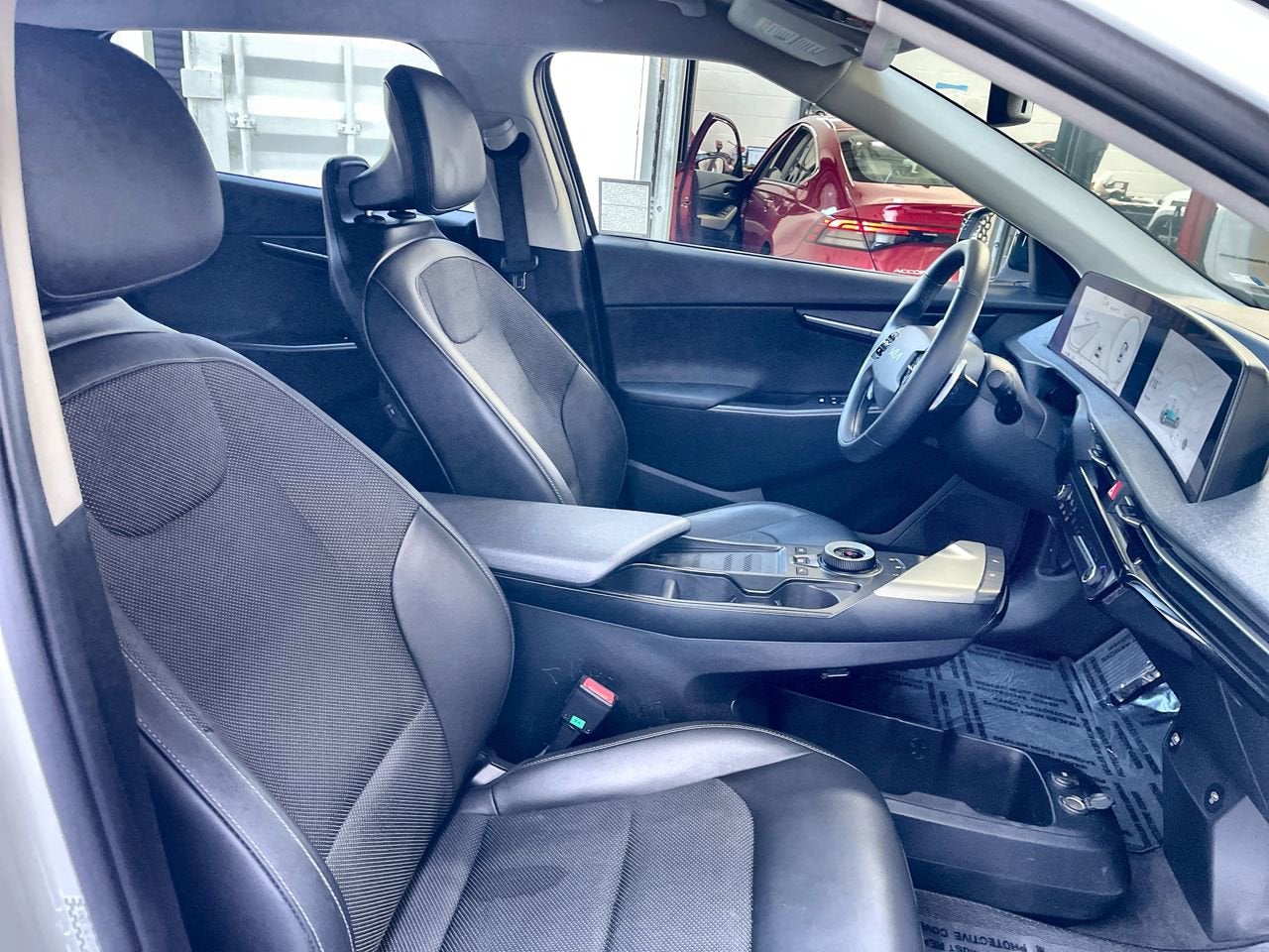 2024 Kia EV6 Light Long Range