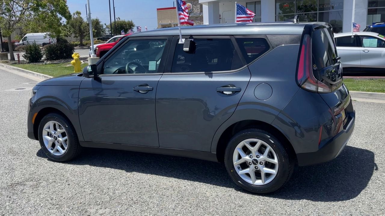 2024 Kia Soul LX