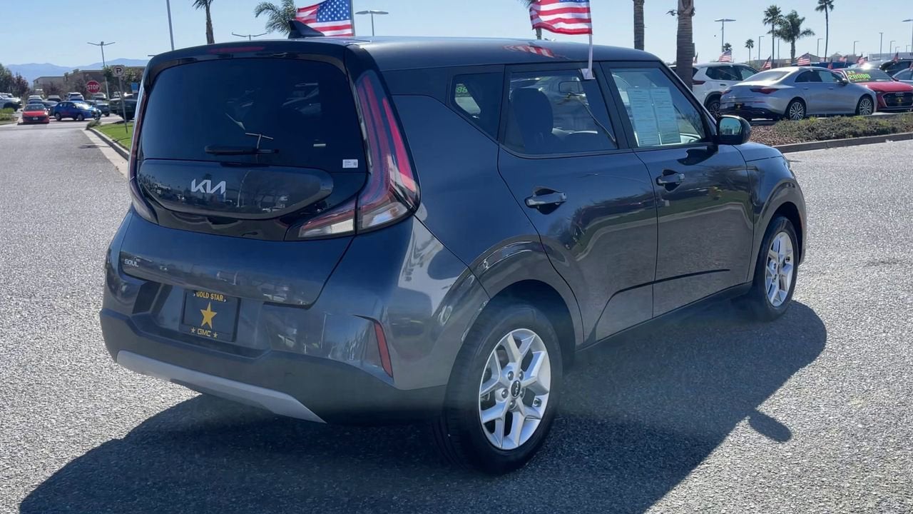 2023 Kia Soul LX