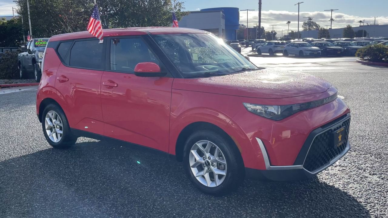 2023 Kia Soul LX