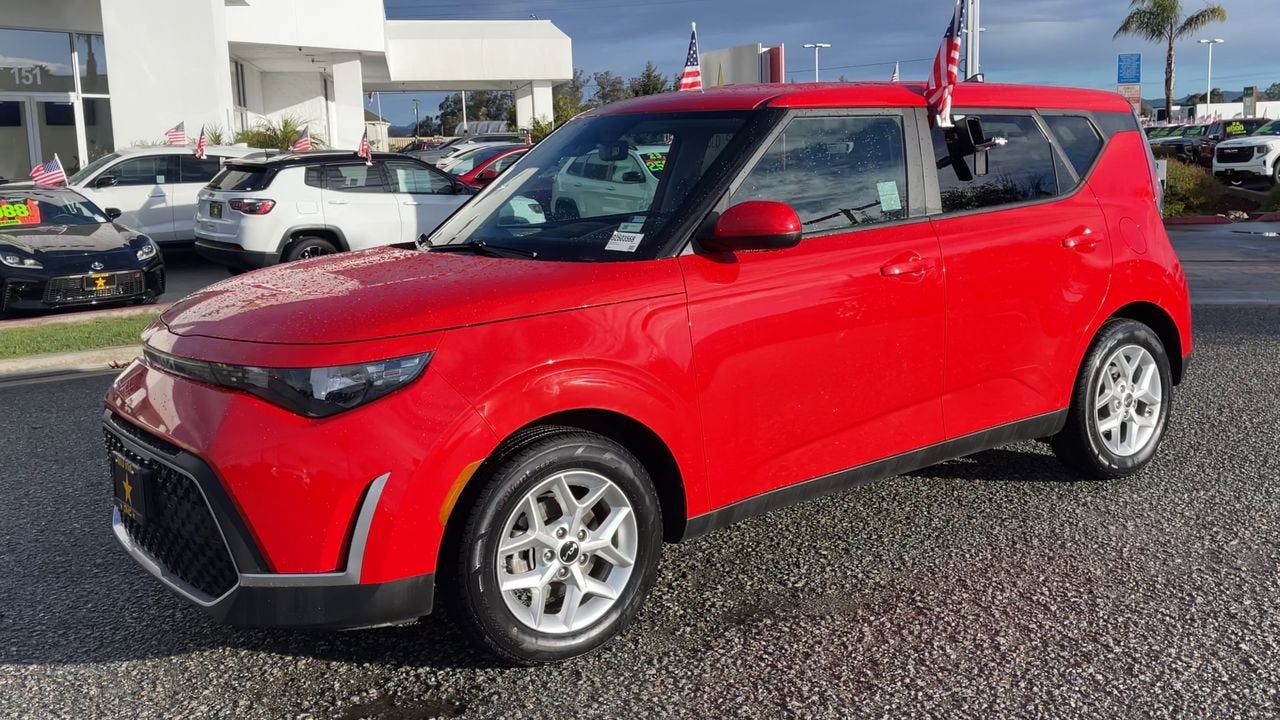 2023 Kia Soul LX