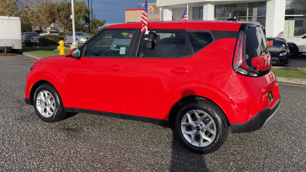 2023 Kia Soul LX