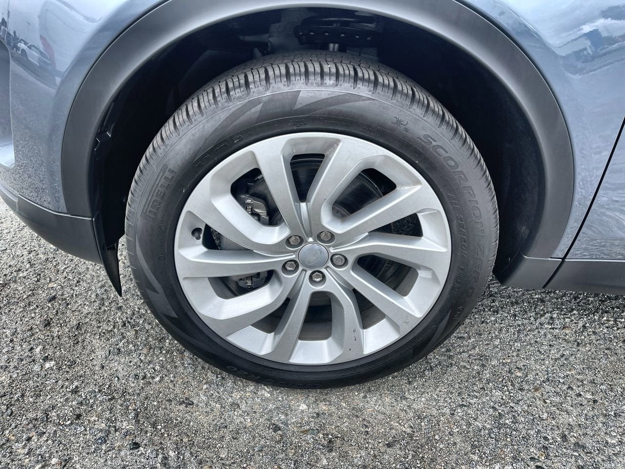 2023 Land Rover Discovery Sport SE