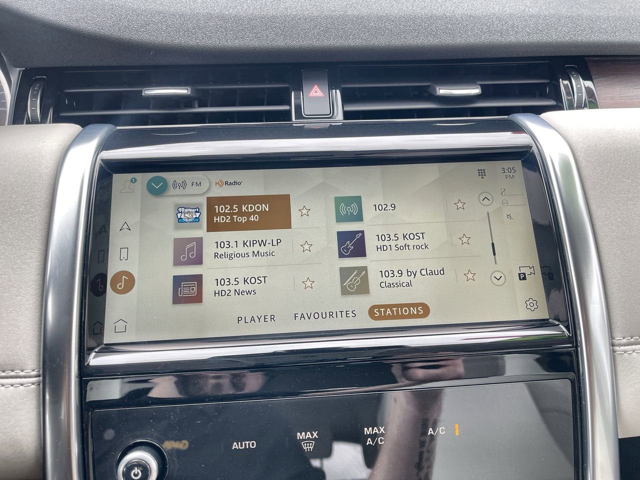 2023 Land Rover Discovery Sport SE