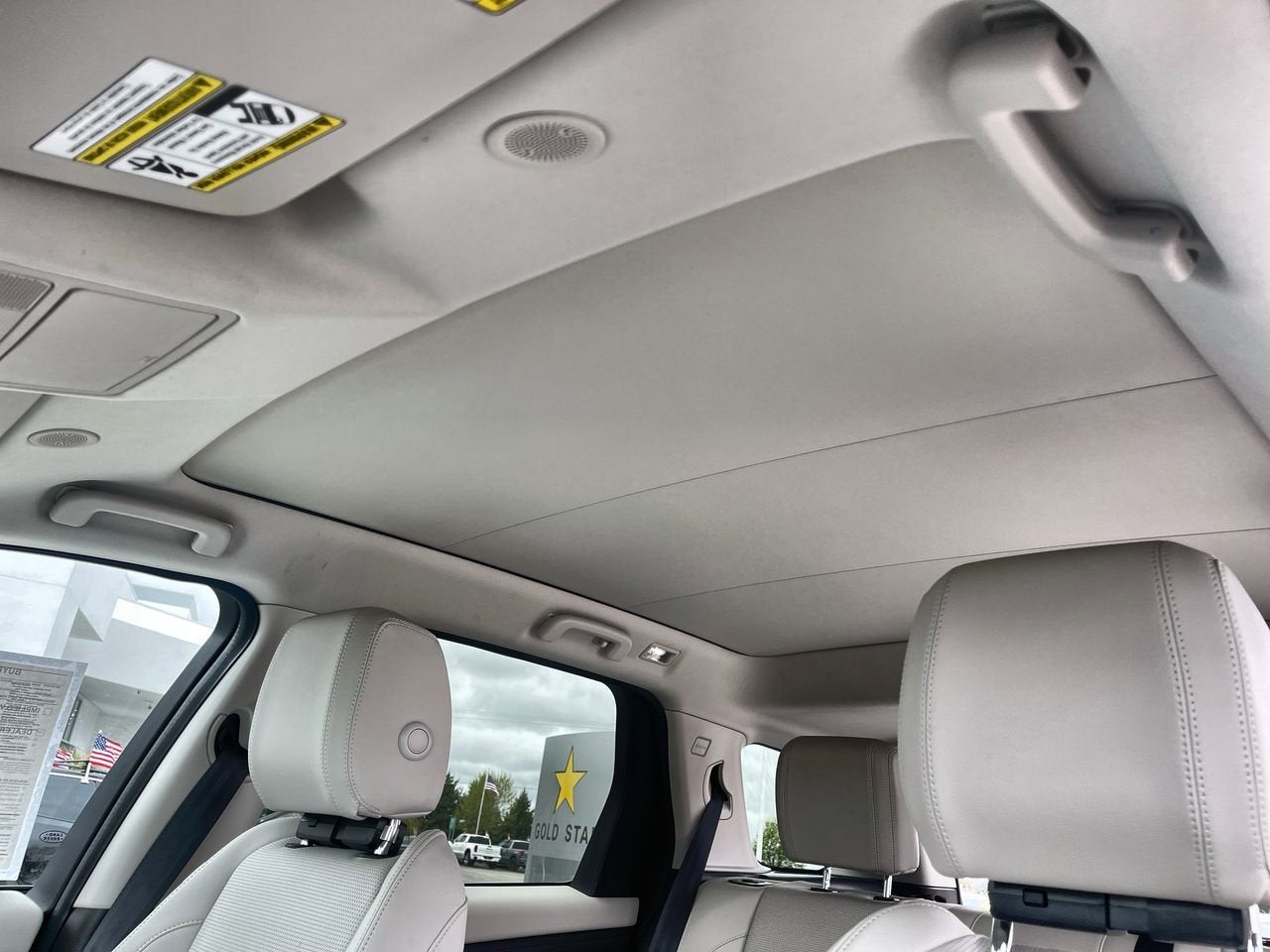 2023 Land Rover Discovery Sport SE