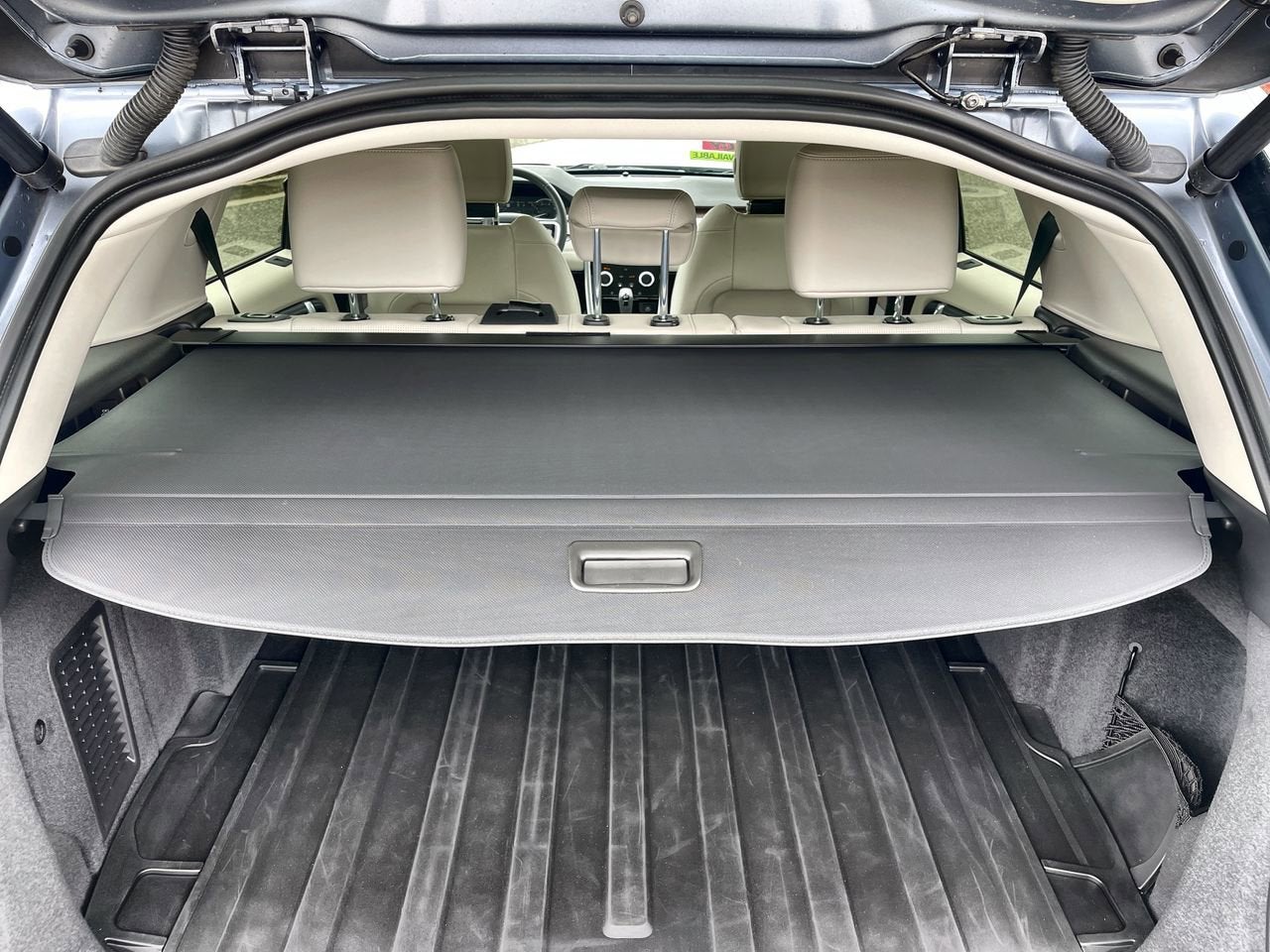 2023 Land Rover Discovery Sport SE