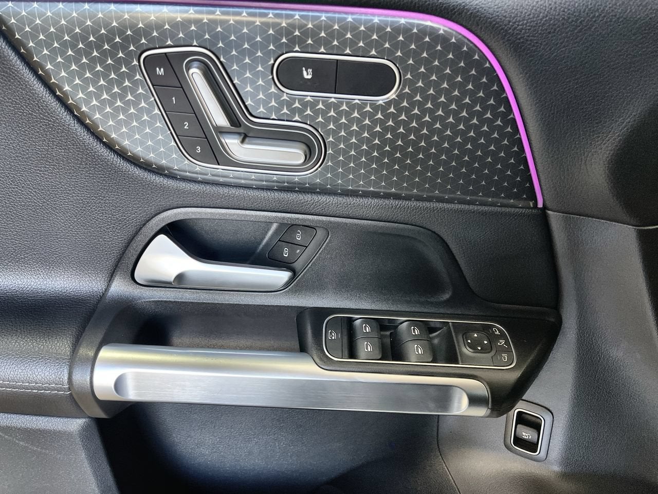 2025 Mercedes-Benz GLB GLB 250