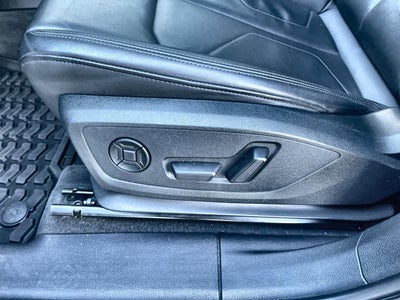 2022 Audi Q3 S line Premium