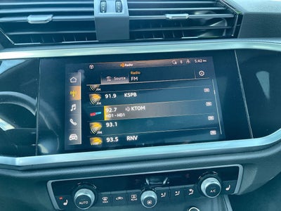 2022 Audi Q3 S line Premium