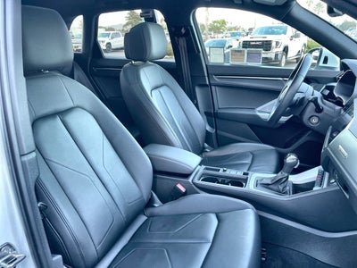 2022 Audi Q3 S line Premium