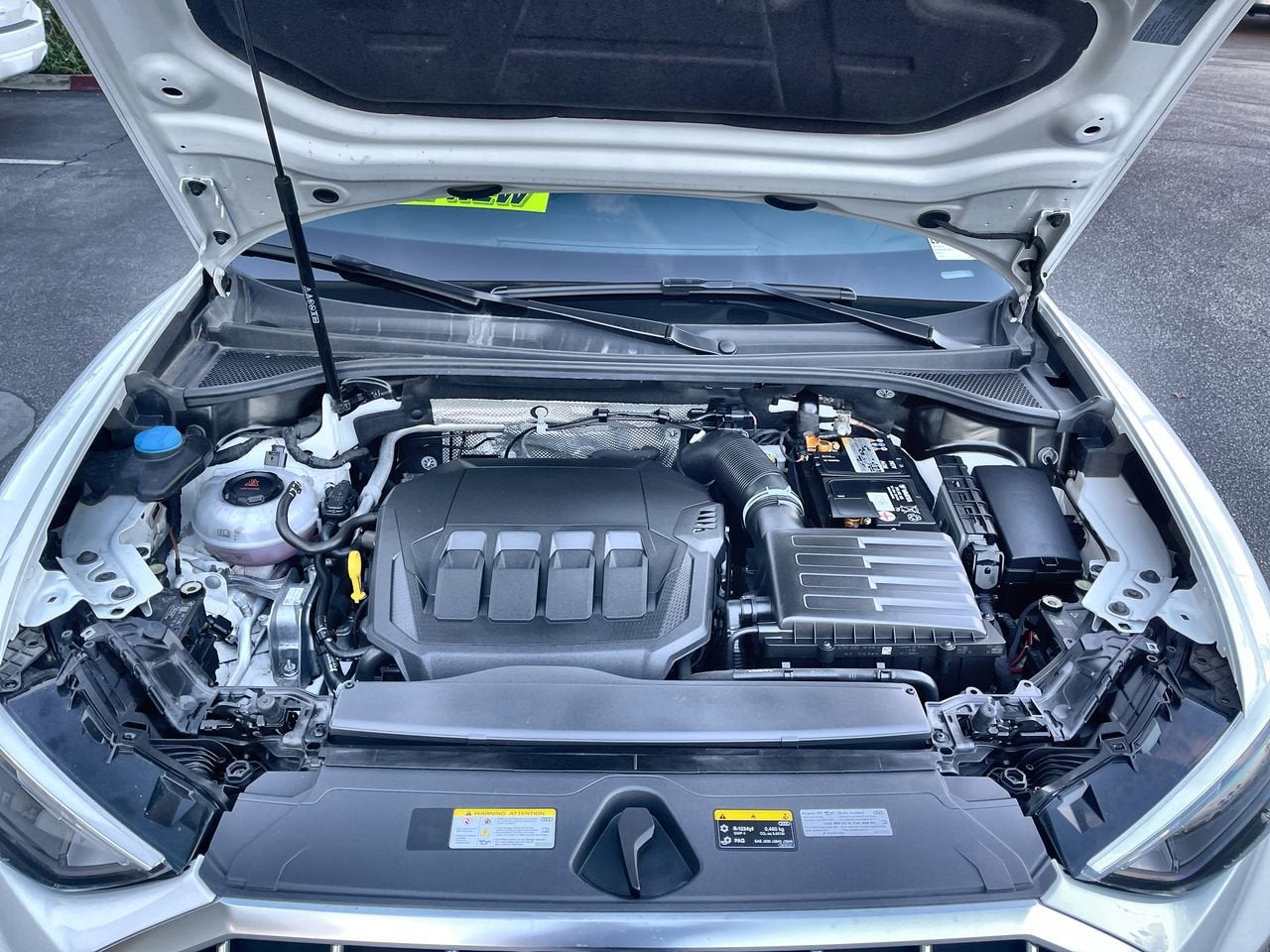 2022 Audi Q3 S line Premium