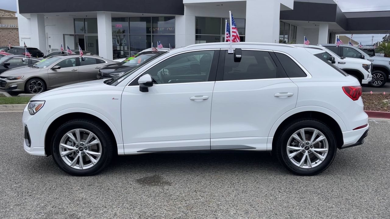 2025 Audi Q3 S line Premium